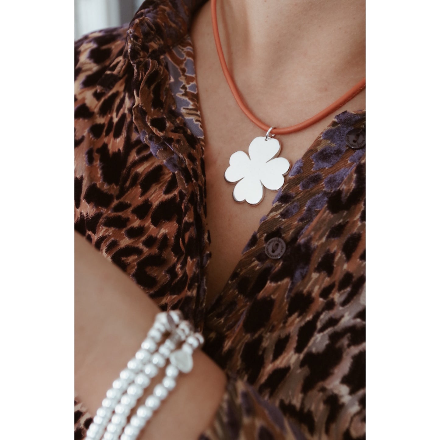 COLLIER Femme CUIR NOIR TREFLE SECRET DE CUIR