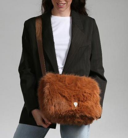 Sac porté travers à rabat effet fourure TENDANCE - FLAPELLI  LE VOYAGE EN PANIER