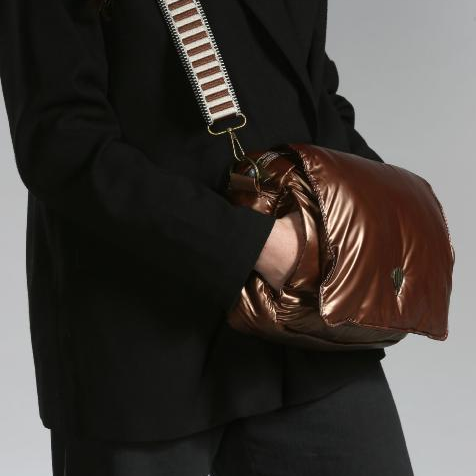 SAC manchon à rabat métalisé TENDANCE - FLAPILLE LE VOYAGE EN PANIER