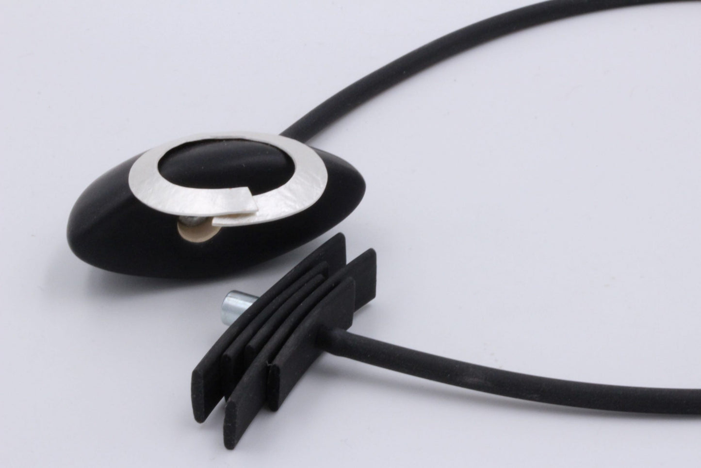 Collier Saturne PVC KAKI ANDREANI Créations